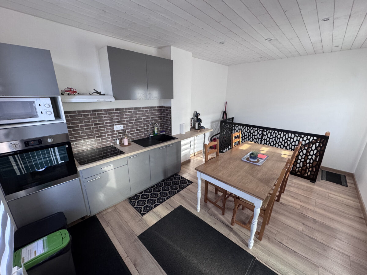 LOT DE 4 APPARTEMENT RÉNOVÉ RECEMENT PROCHE D ELA FRONTIÈRE