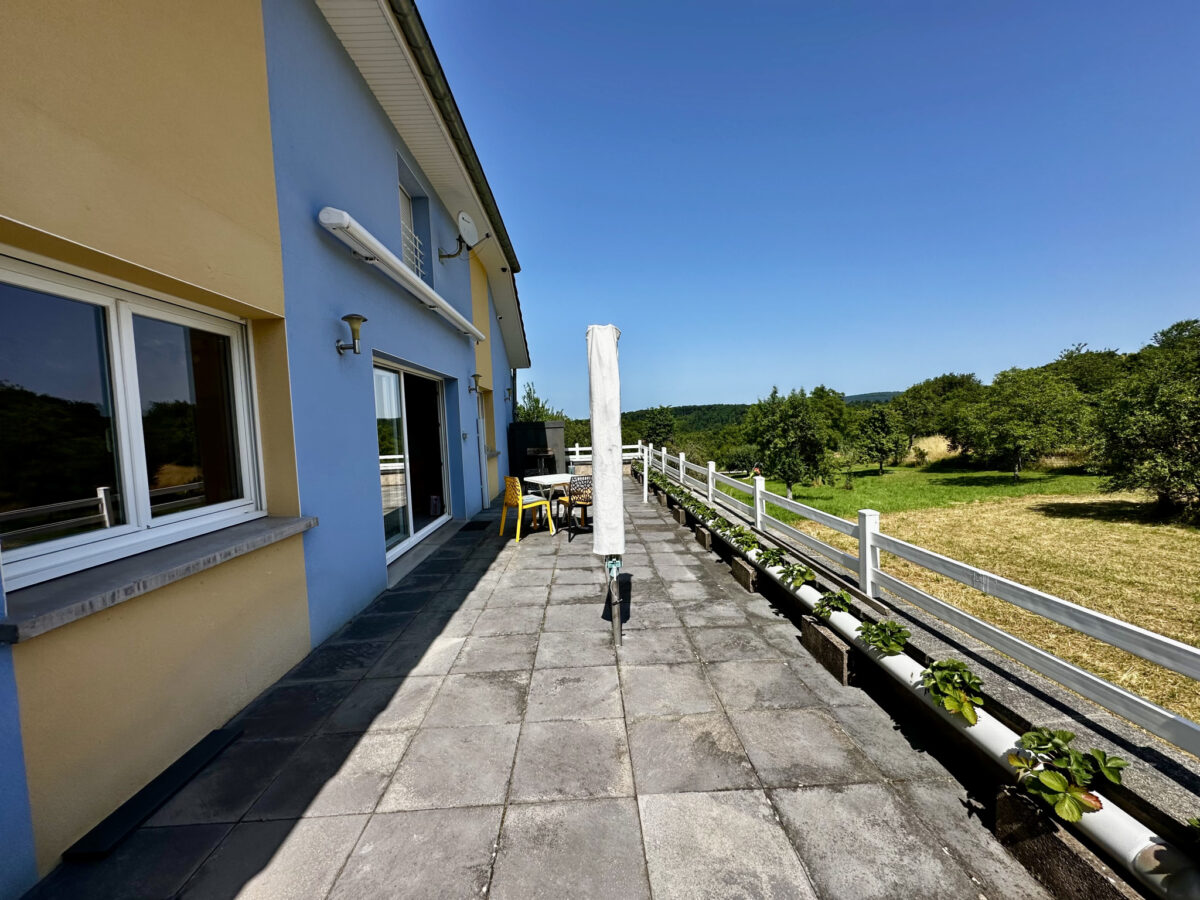 MAISON DE PLAIN PIED – COMBLES AMÉNAGÉS – 183m2