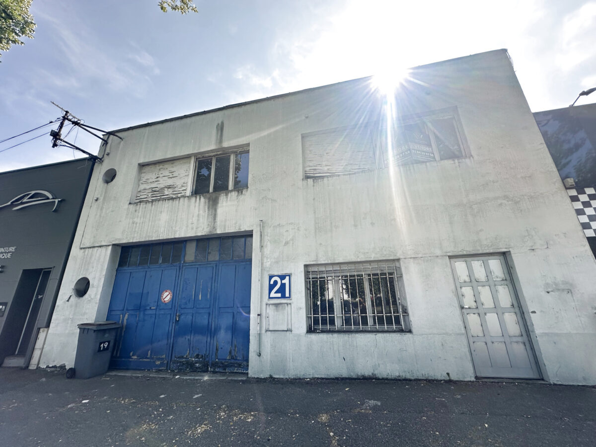 Ensemble Immobilier Polyvalent   400 m2 de Dépôt + Studio Du