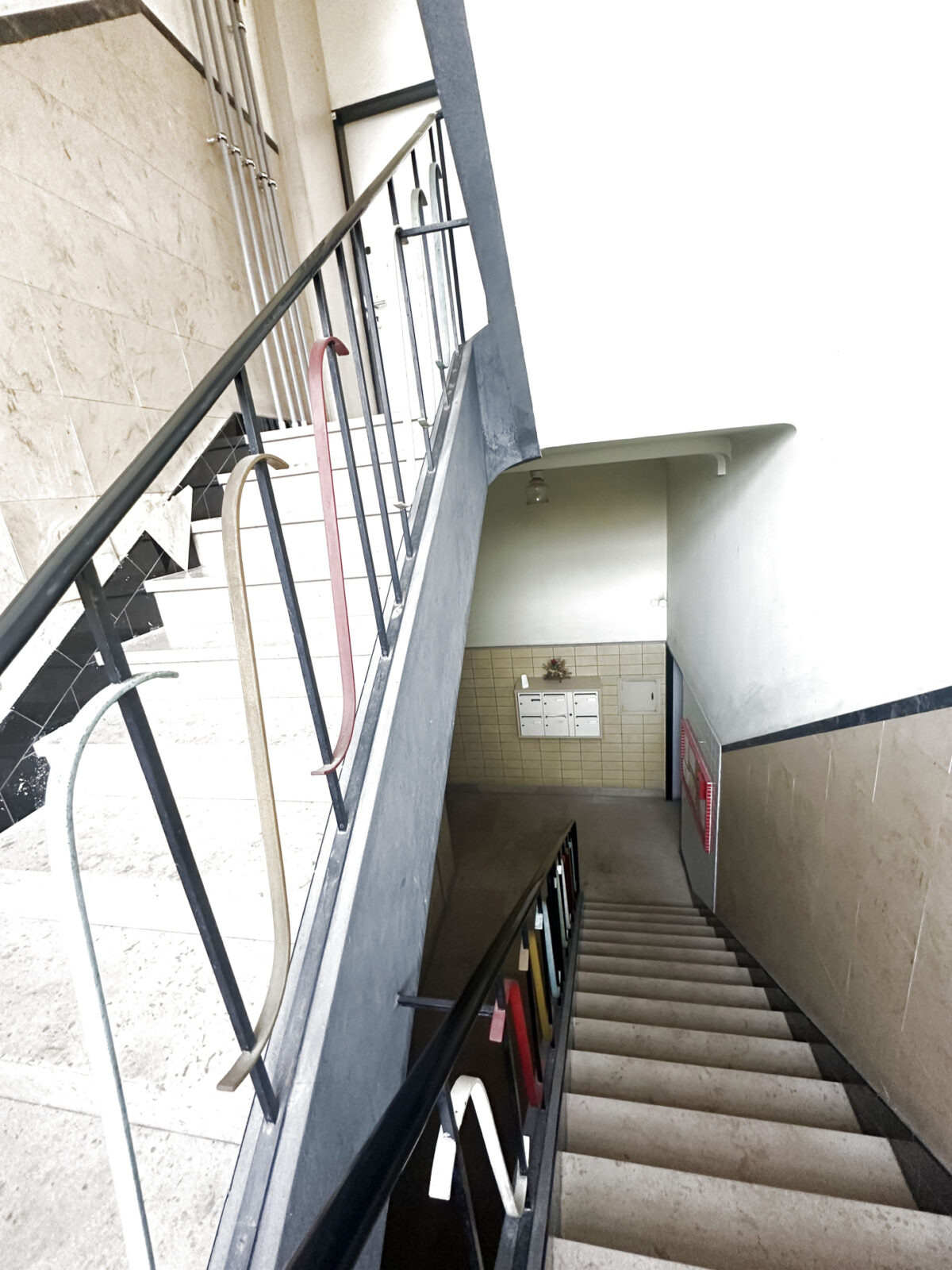 Immeuble de 5 logements et 1 local commercial