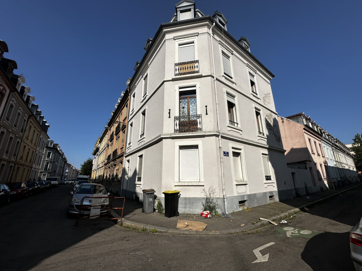 IMMEUBLE DE RENDEMENT À 2 PAS DU CENTRE VILLE – 5 LOTS