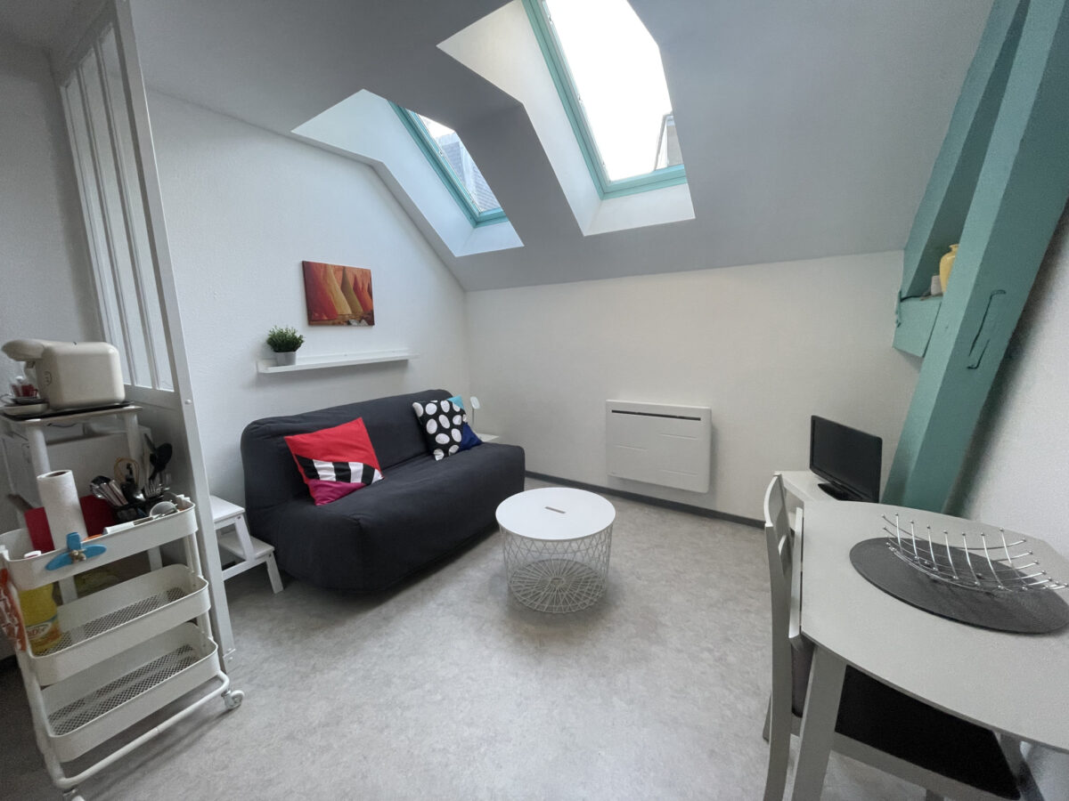 STUDIO MEUBLÉ BELFORT