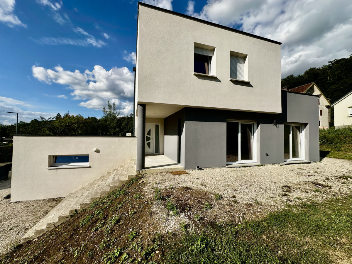MAISON NEUVE 135m2 – 6 ares – PROCHE SUISSE